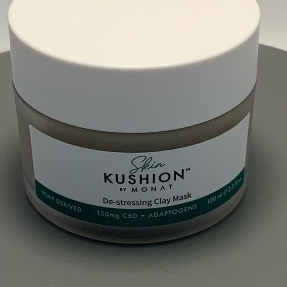 New Monat Skin Kushion De-stressing Clay Mask 3.3 fl Oz